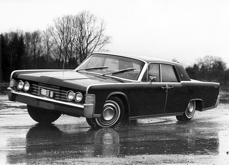 Lincoln Continental Sedan '1965